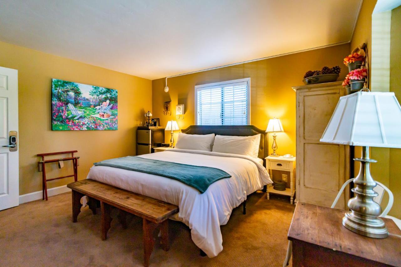 J Patrick Inn Cambria Exteriér fotografie