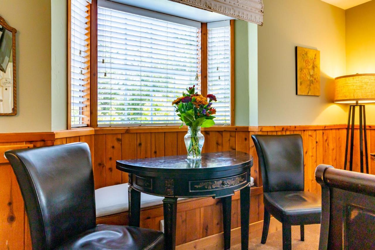 J Patrick Inn Cambria Exteriér fotografie