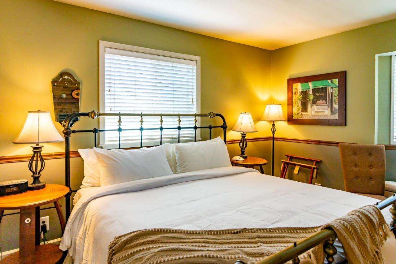 J Patrick Inn Cambria Exteriér fotografie